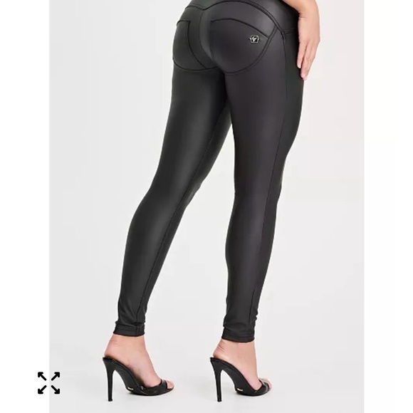 Freddy High-Rise Sculpting Skinny Woman’s Pants - Picture 13 of 14